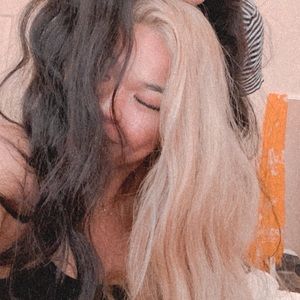 Meet your Posher, Crystal